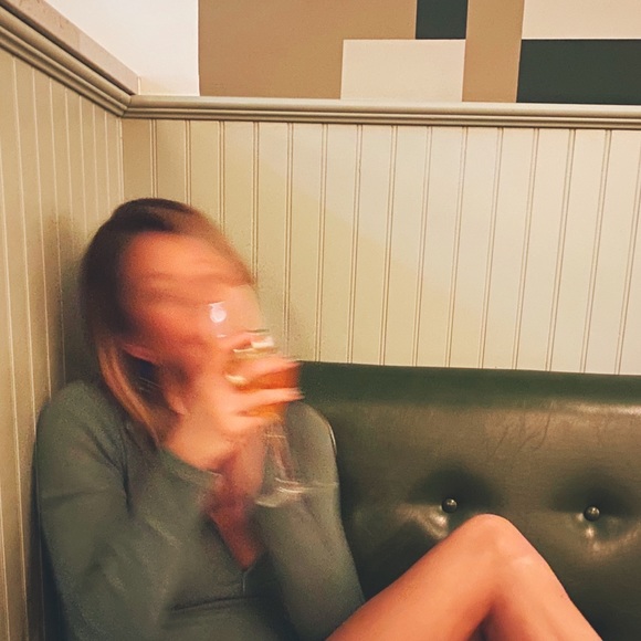 Meet your Posher, drunksundays - Picture 1 of 1